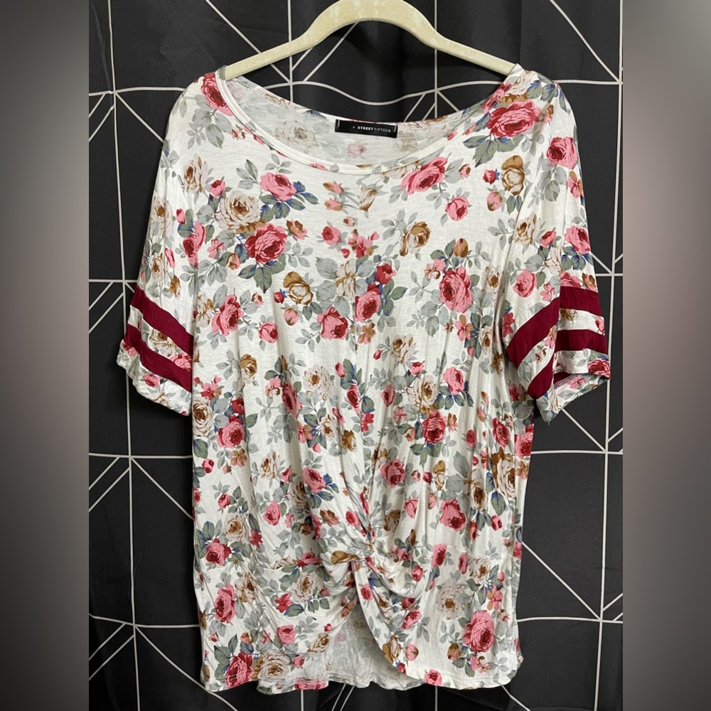 Flowers meet Jersey cute Women’s blouse